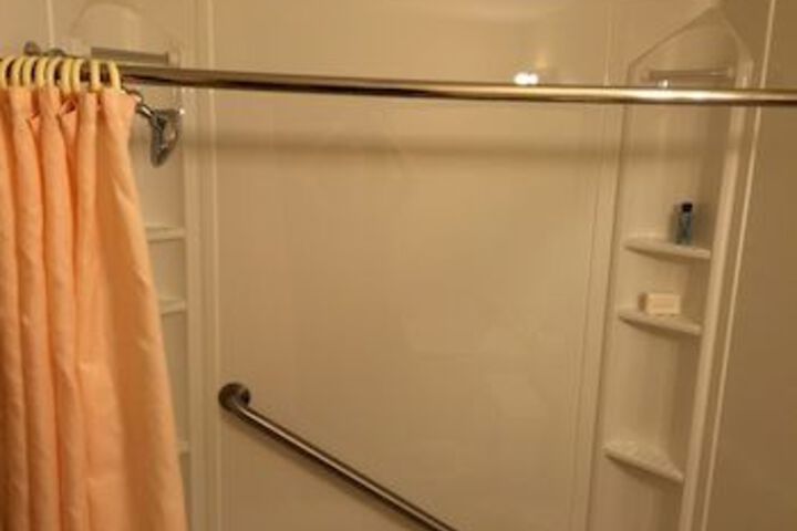 Room 6 of 36