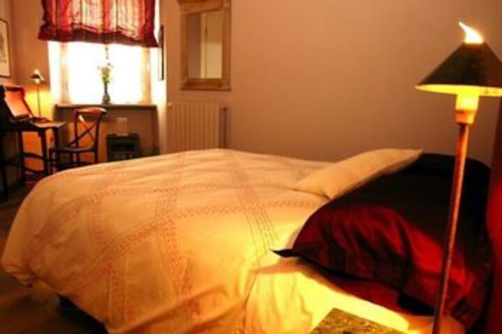Room 18 of 24