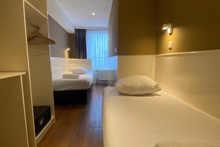 Room 39 of 125
