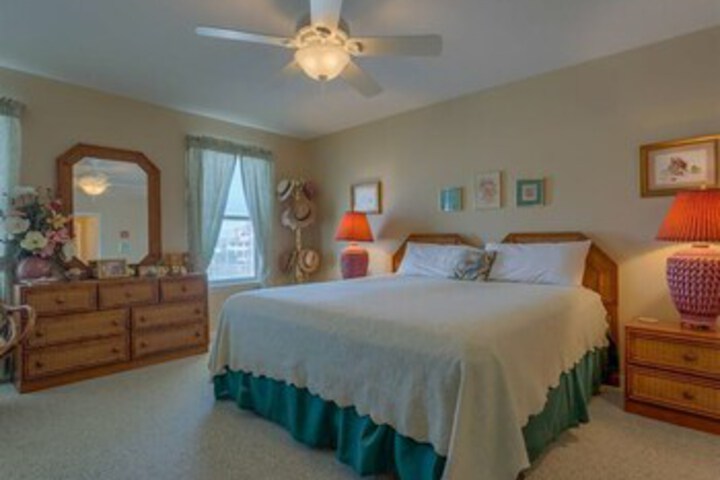 Room 41 of 49