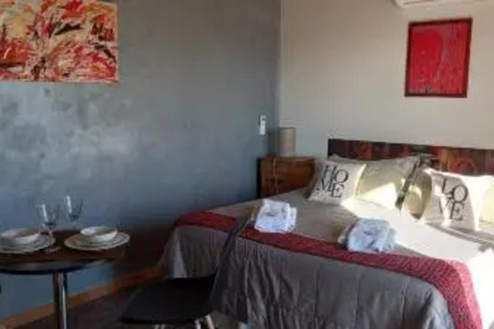 Room 4 of 14