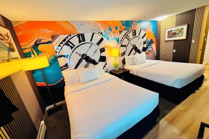 Room 25 of 58