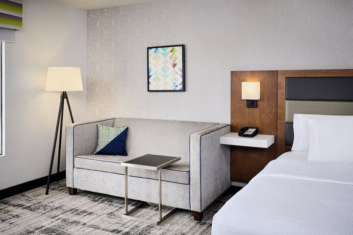 Room 20 of 40