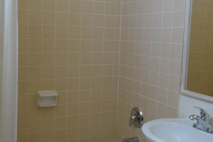 Room 17 of 26