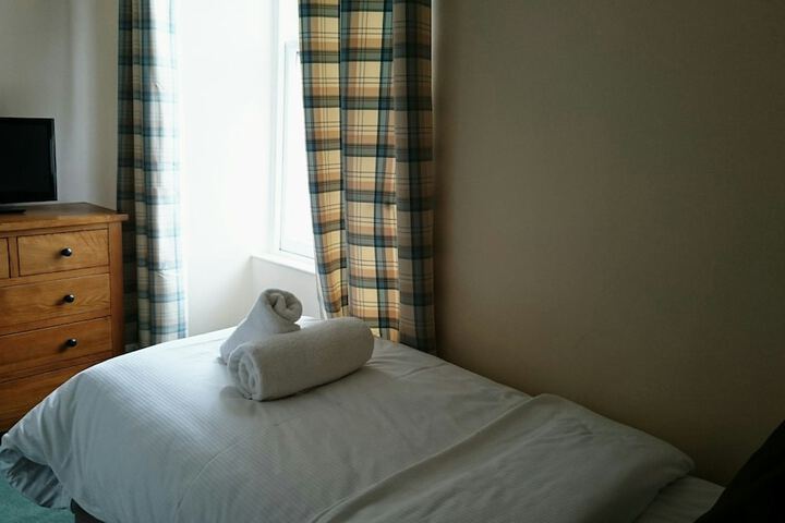 Room 30 of 89
