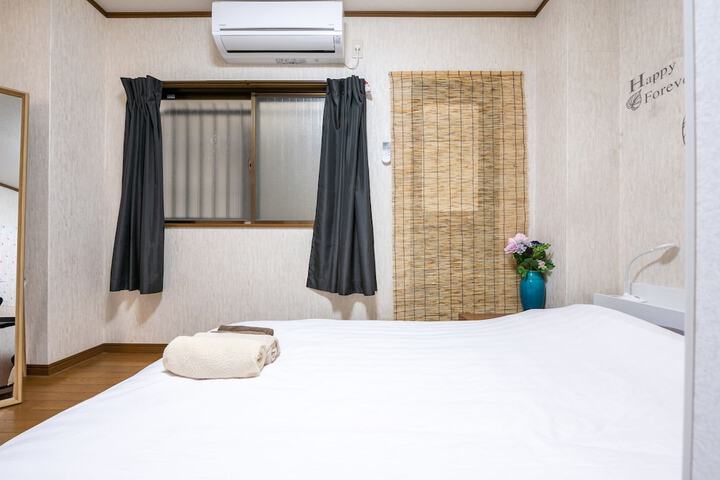 Room 13 of 39