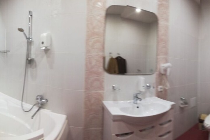Room 50 of 78