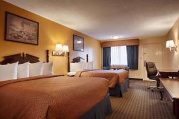 Room 9 of 21