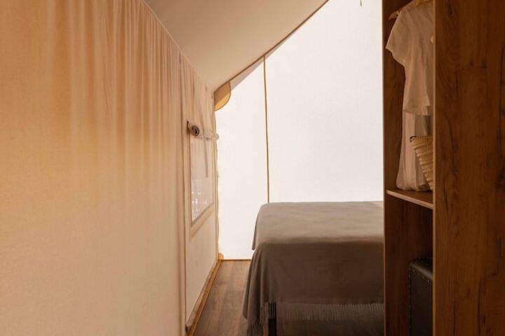 Room 43 of 75