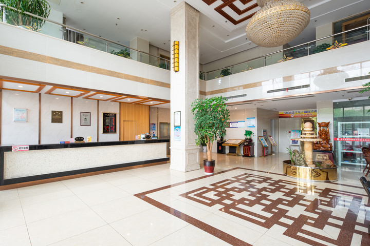 Hotel Interior 10 of 15