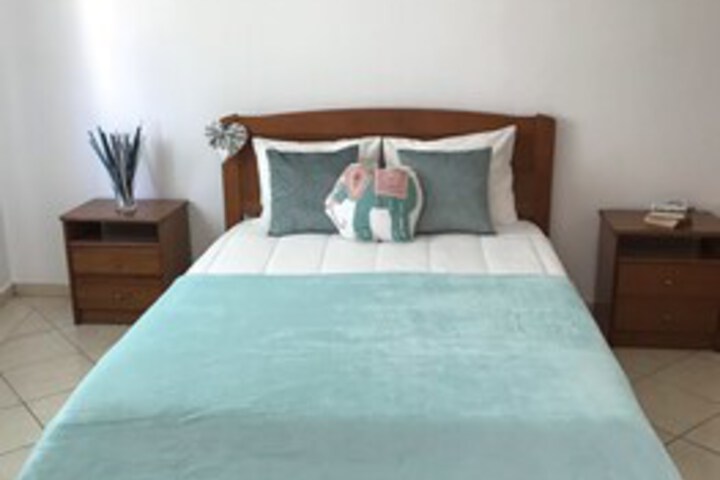 Room 5 of 11
