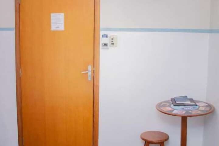 Room 15 of 65