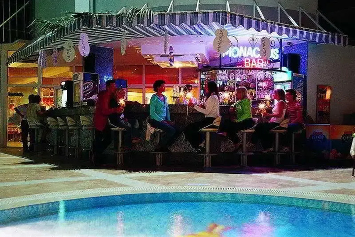 Pool 3 of 9