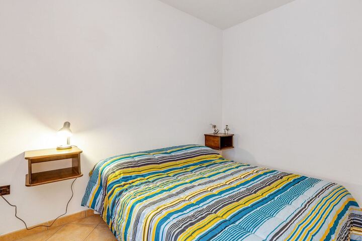 Room 4 of 39