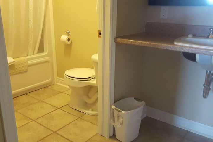 Room 42 of 75