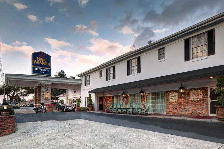 Exterior of BEST WESTERN MT. VERNON INN