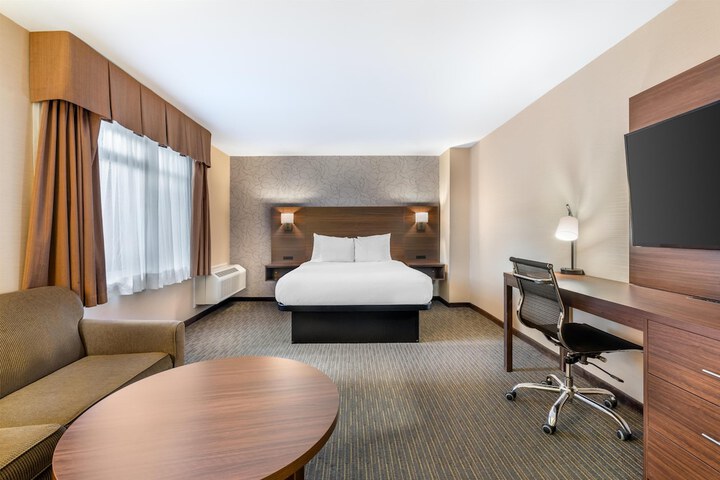 Room 48 of 101