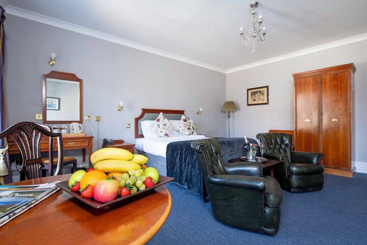 Room 8 of 41