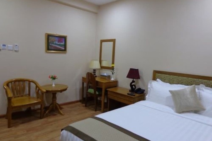 Room 9 of 54
