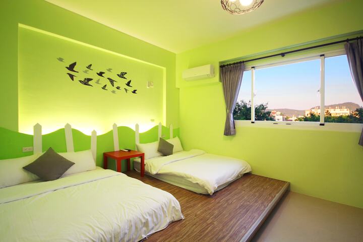 Room 22 of 53