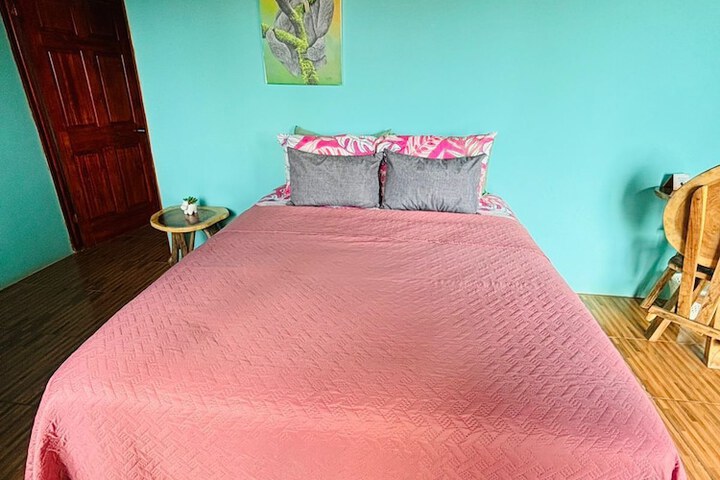 Room 10 of 46