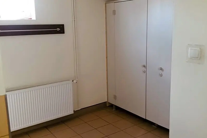 Room 2 of 5