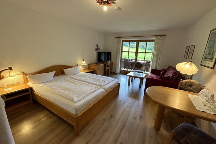 Room 45 of 137