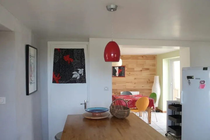 Room 3 of 11