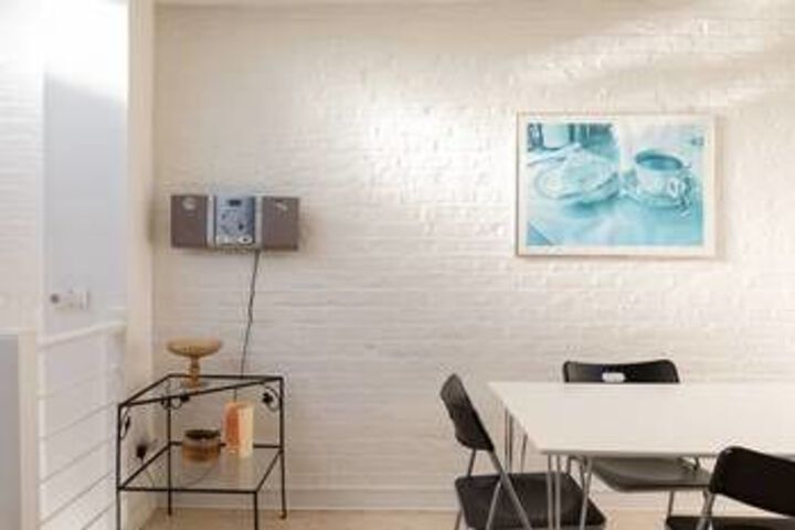 Room 10 of 23