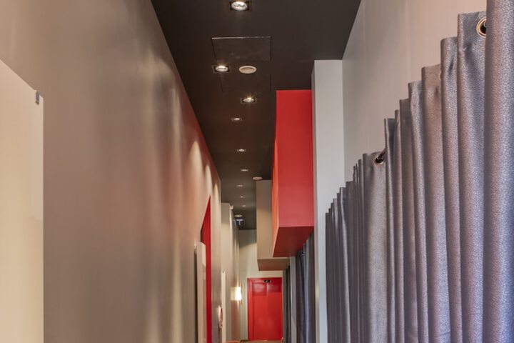 Ballroom/Hall 65 of 76