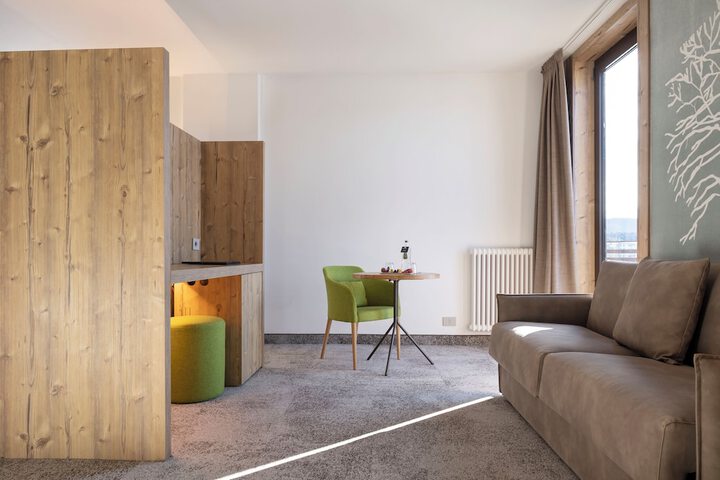 Room 14 of 57