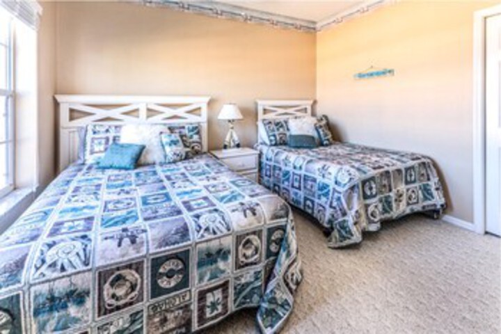 Room 25 of 25