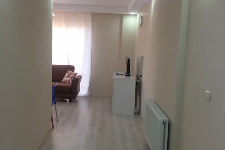 Room 9 of 19