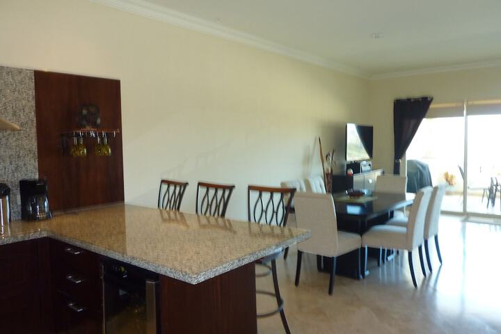 Room 10 of 22