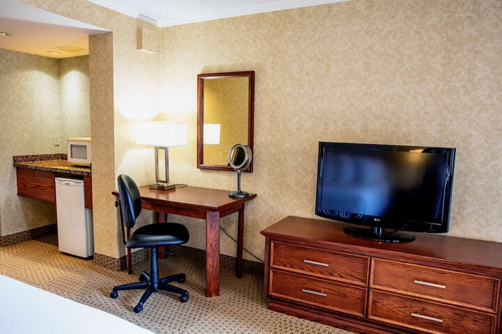 Room 30 of 56