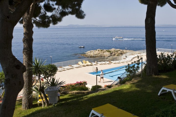 Pool 169 of 234