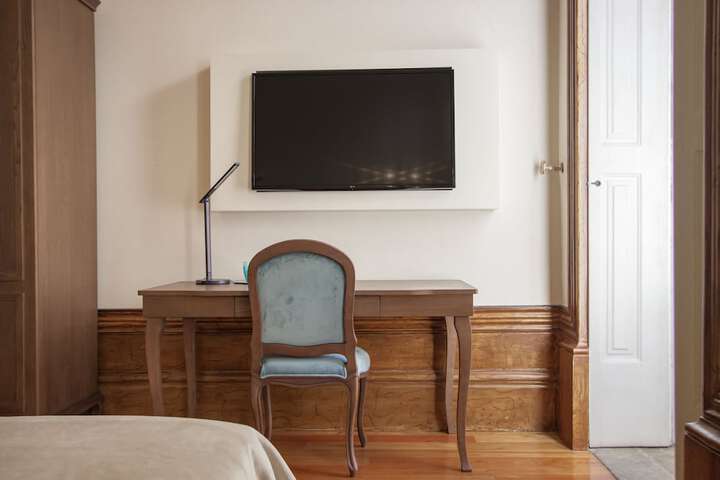 Room 7 of 101