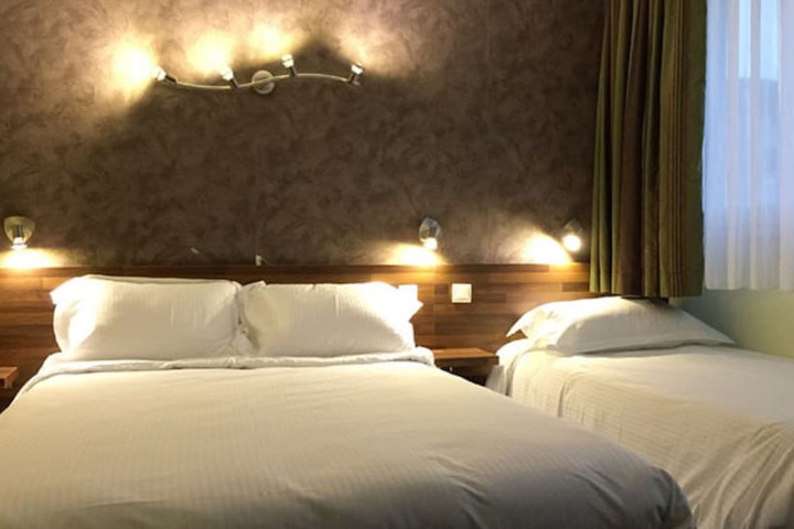 Room 7 of 23