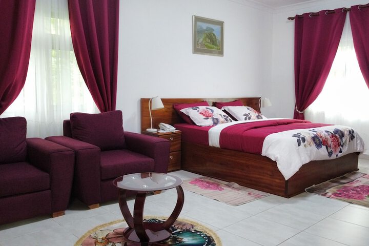 Room 10 of 161