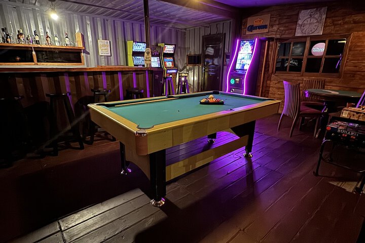 Lounge 78 of 102