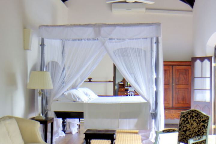 Room 7 of 43