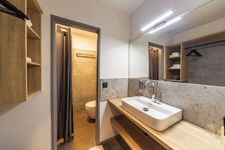 Room 20 of 52