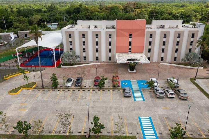 Hotel 49 of 51