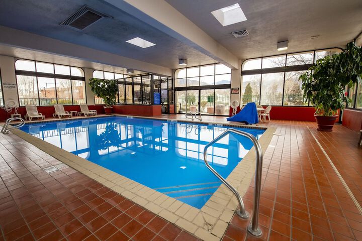 Pool 39 of 68