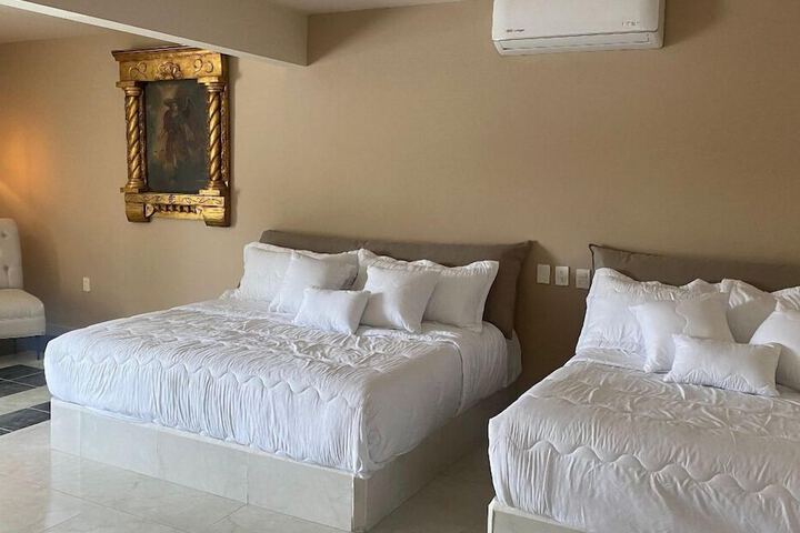 Room 2 of 15
