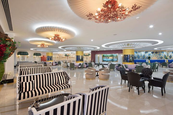 Hotel Interior 8 of 160