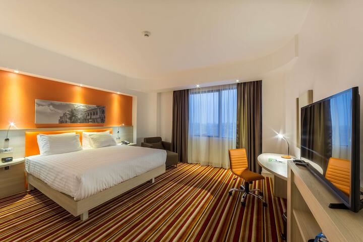 Room 18 of 41
