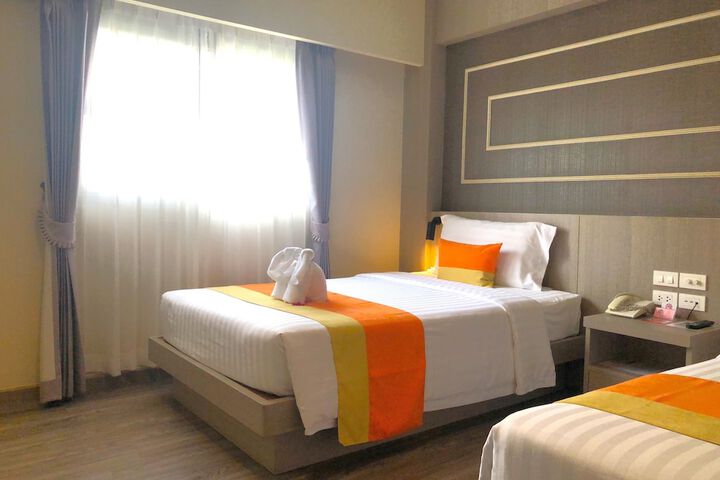Room 30 of 150