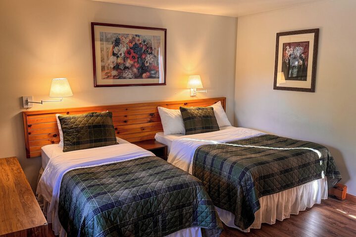 Room 48 of 100
