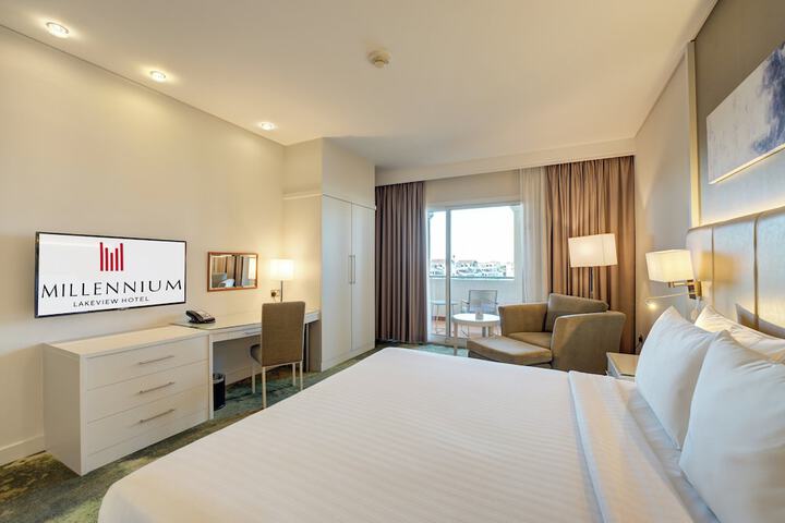 Room 34 of 87